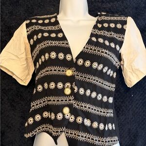 Vintage Petite Sophisticate Black and Cream Vest Top